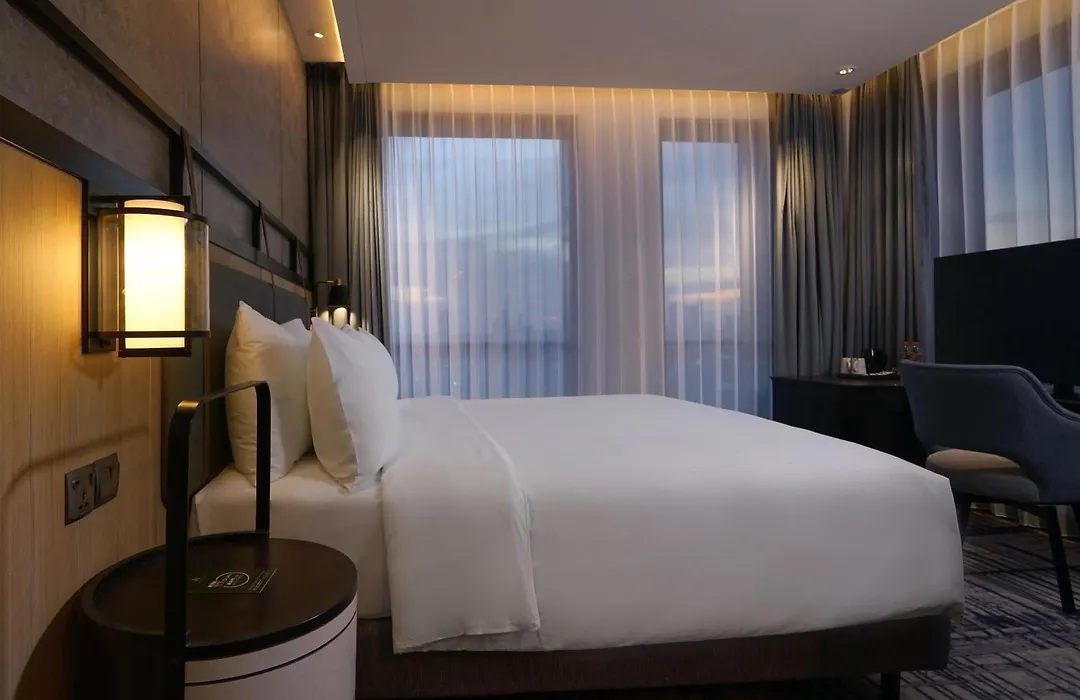 Mercure Surabaya Manyar-1